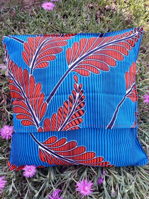 20250606_145755 Housse coussin cheval orange et bleu
