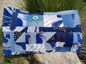 Housse coussin Fleur bleu et blanc