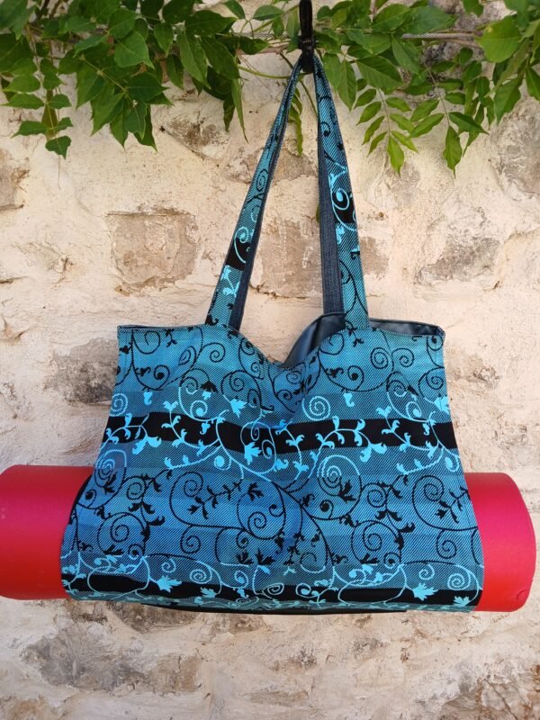 20250624_095926 Sac de yoga / sport bleu et noir Grand modèle