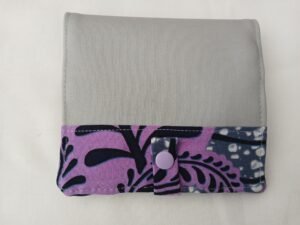 Portefeuille multi poches gris et parme