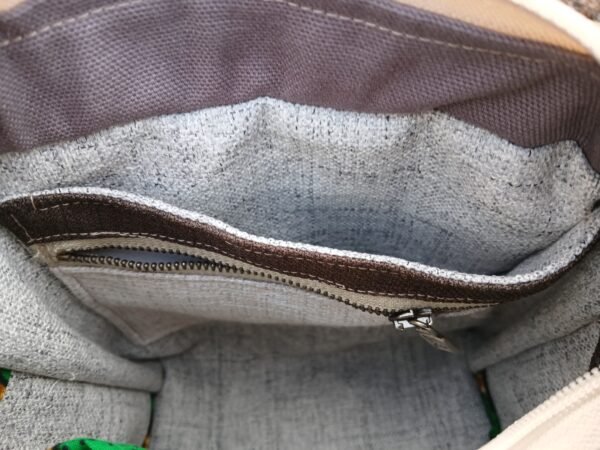 20250912_182640 Sac beige poches patchwork