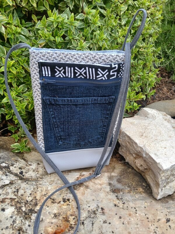 20250913_145456 Sac gris poche patchwork
