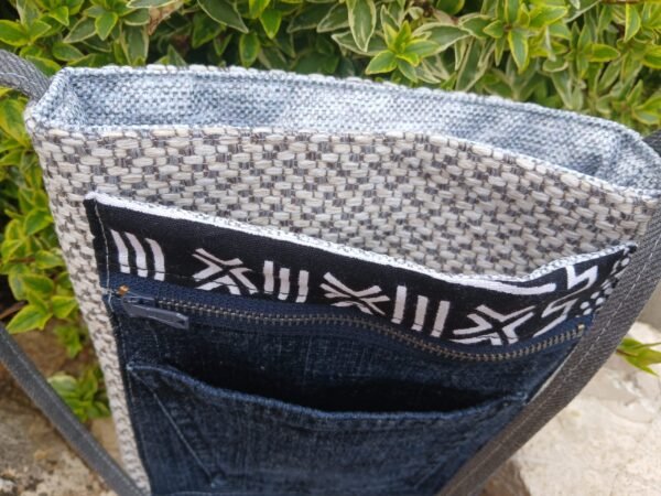 20250913_145507 Sac gris poche patchwork