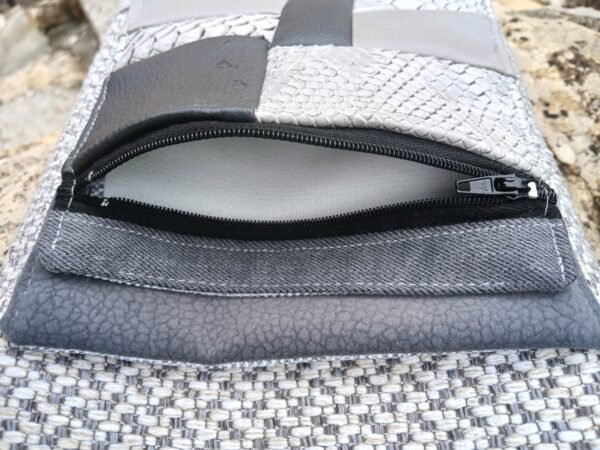 20250913_145542 Sac gris poche patchwork