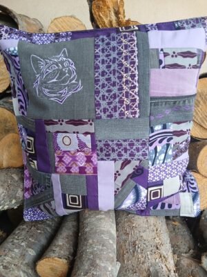 Housse coussin Tête de chat violet