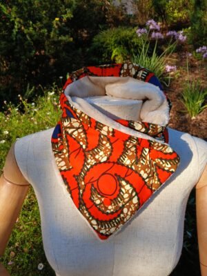 Cache cou orange et brun