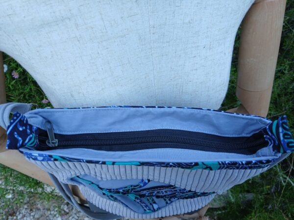 20250930_083700 Sac velours gris déco feuille