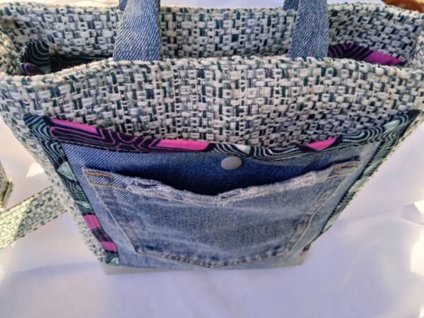 20260129_153834 Sac poche brodée logo Chat