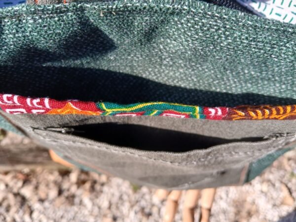 20260217_104653 Sac poche simili brodée Chat